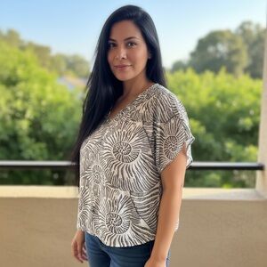 Spiral Designed Top by White House/Black Market Size S